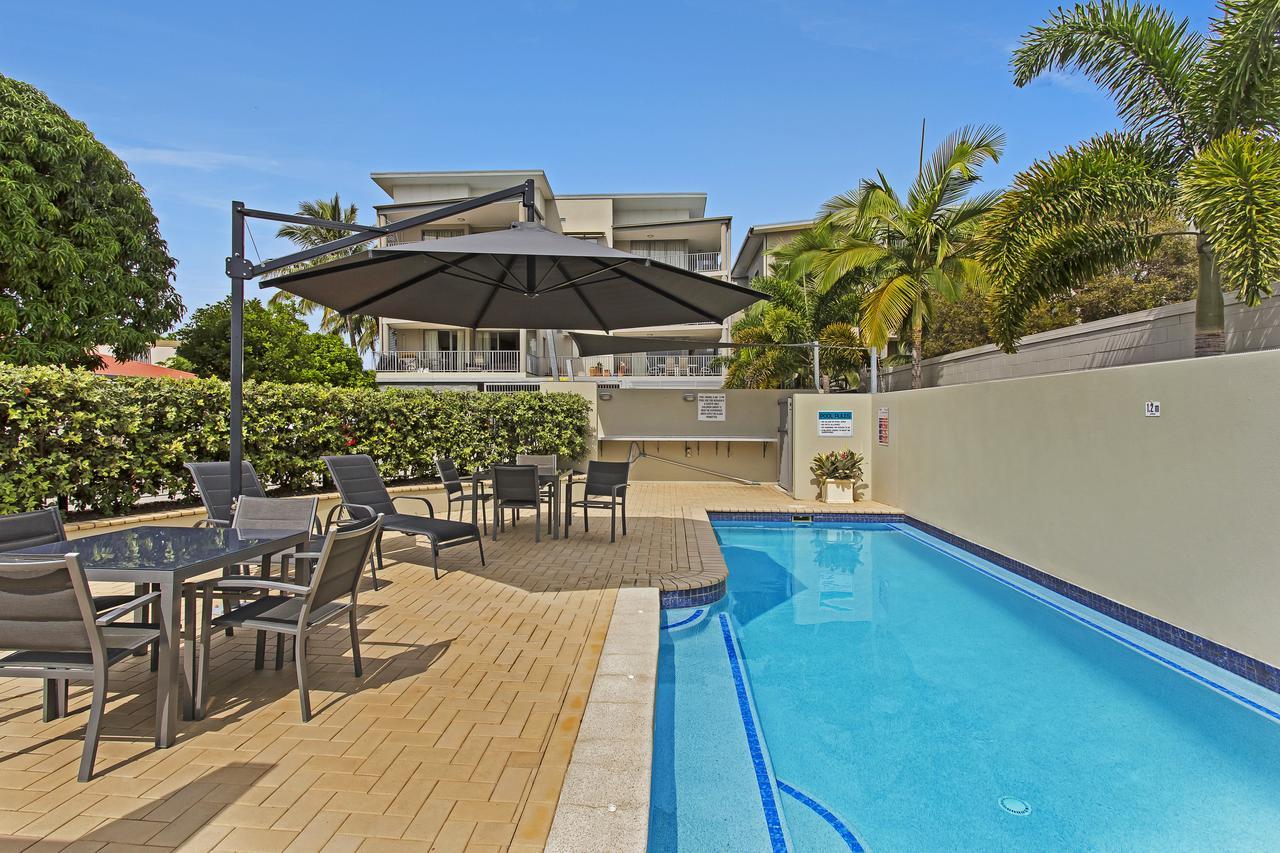 On The Bay Apartments Bongaree ภายนอก รูปภาพ