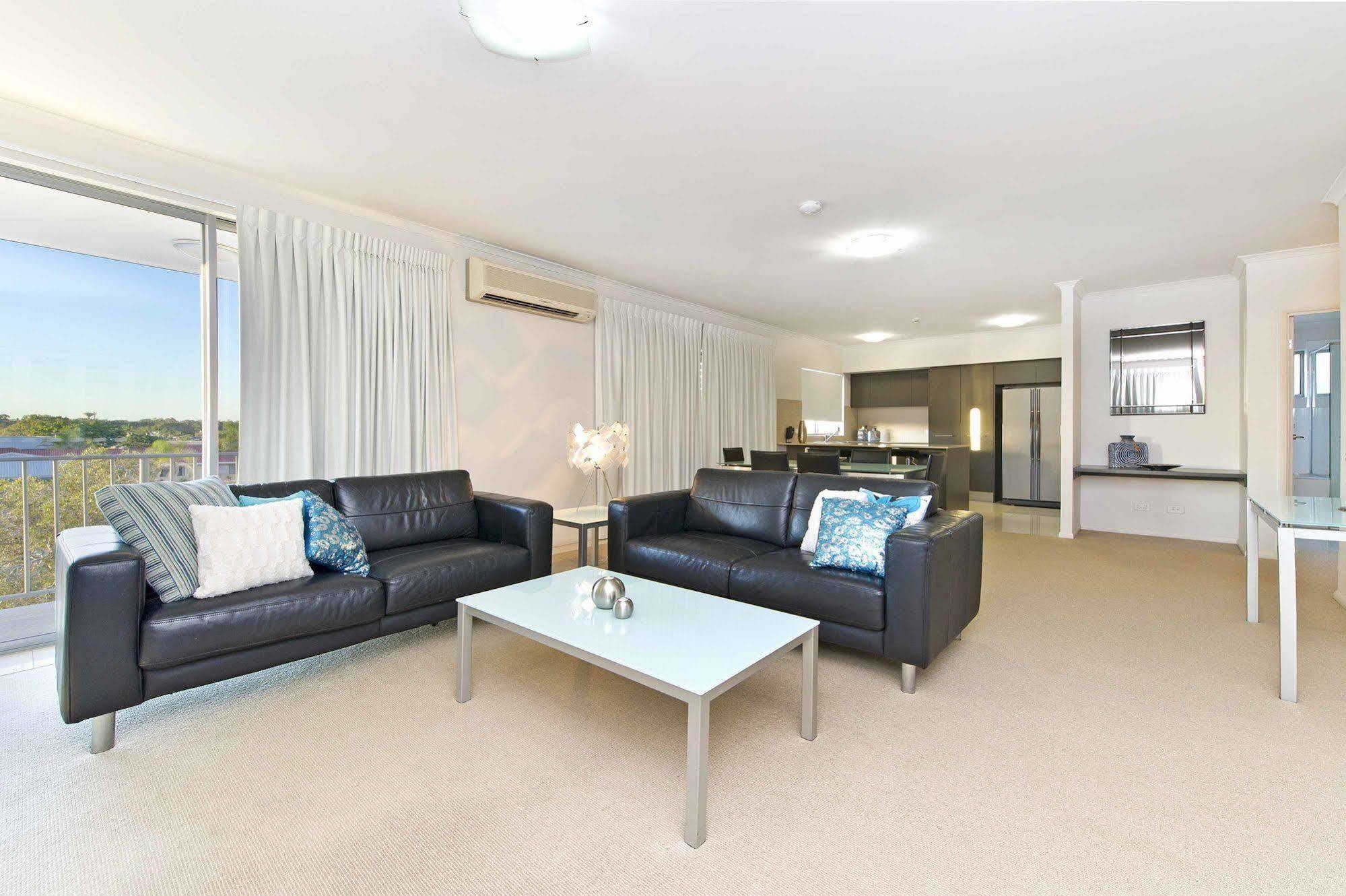 On The Bay Apartments Bongaree ภายนอก รูปภาพ