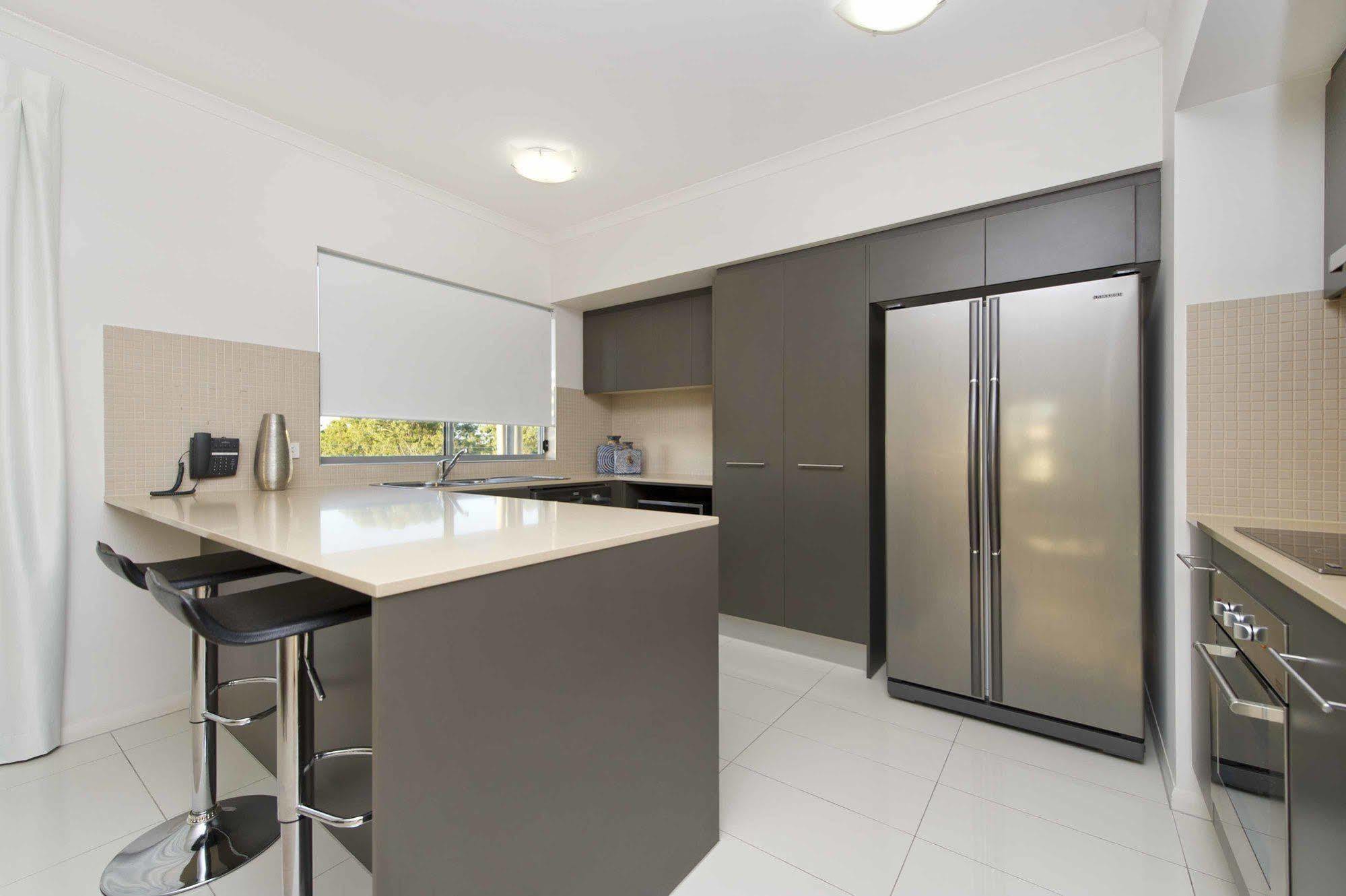 On The Bay Apartments Bongaree ภายนอก รูปภาพ
